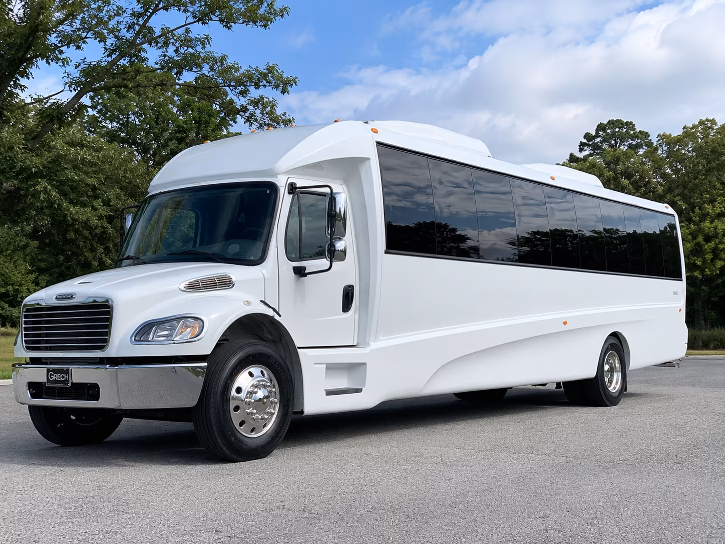 Petaluma Birthday, Sweet 16, & Quinceañera Party Bus Rentals