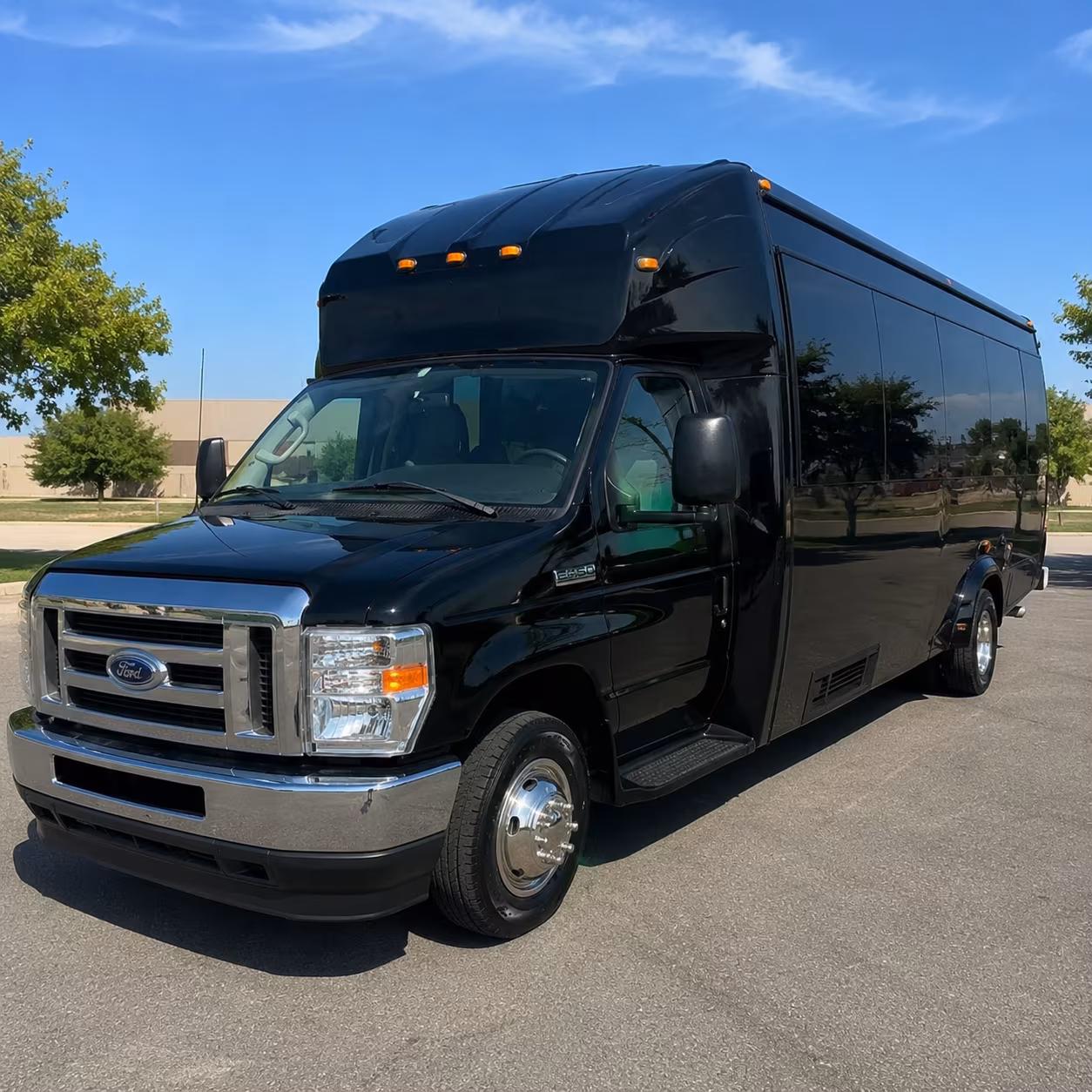 Rohnert Park Winery Tour & Pub Crawl Transportation