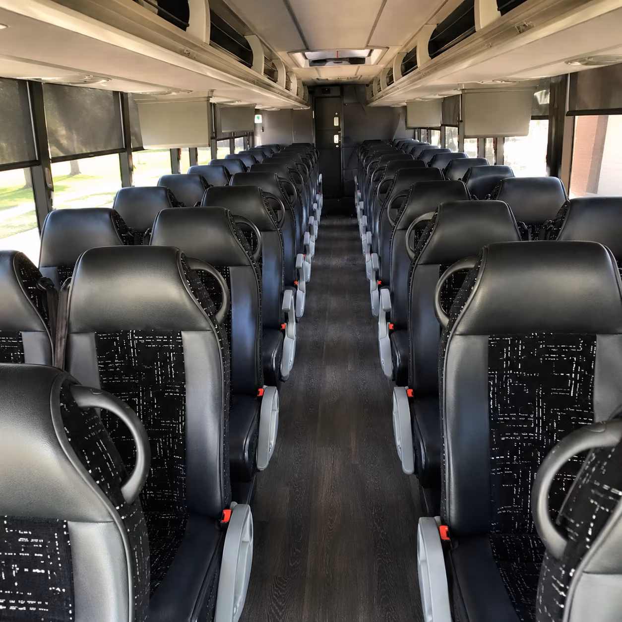 Santa Rosa Airport Shuttle & Transportation party bus exterior
