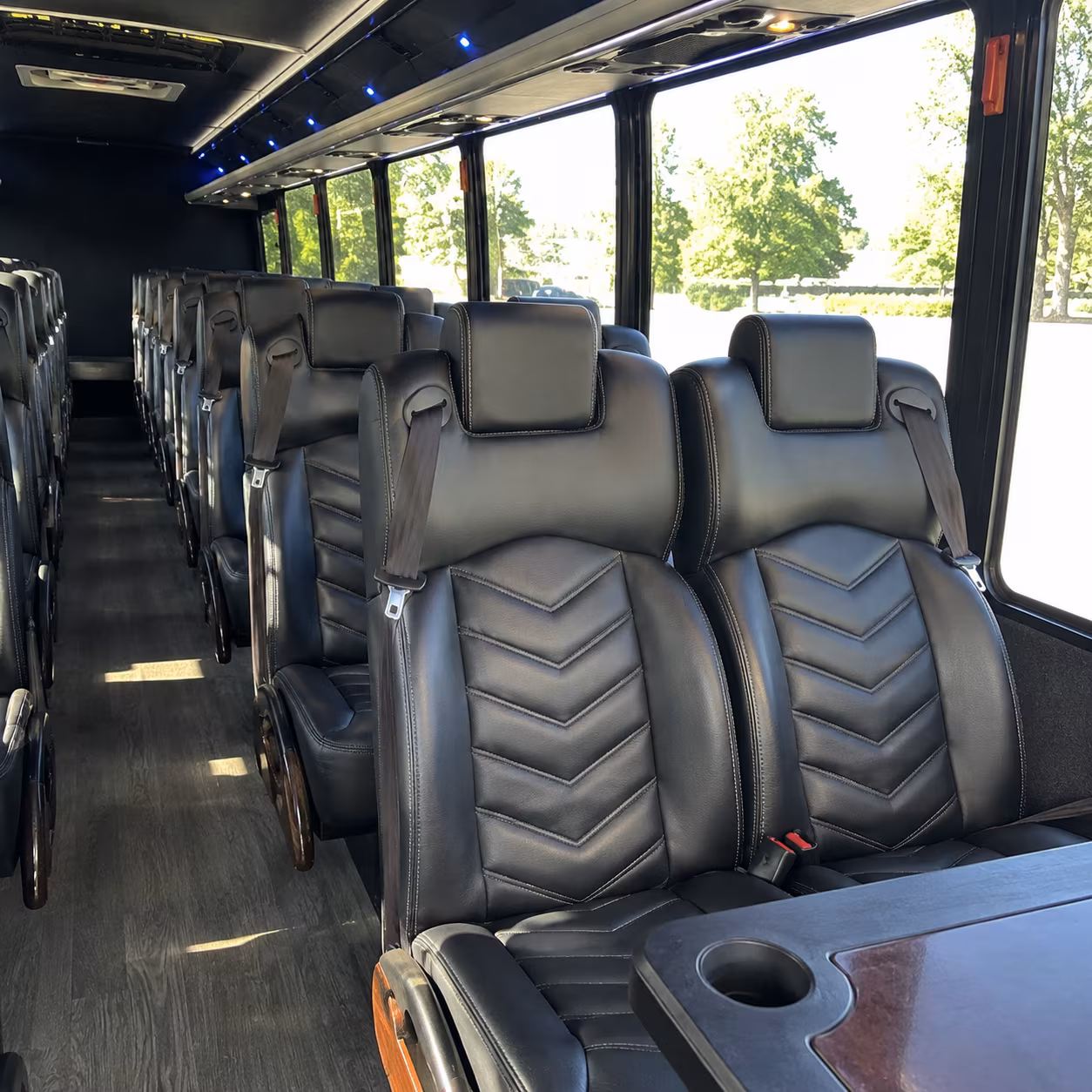 Santa Rosa Airport Shuttle & Transportation party bus exterior