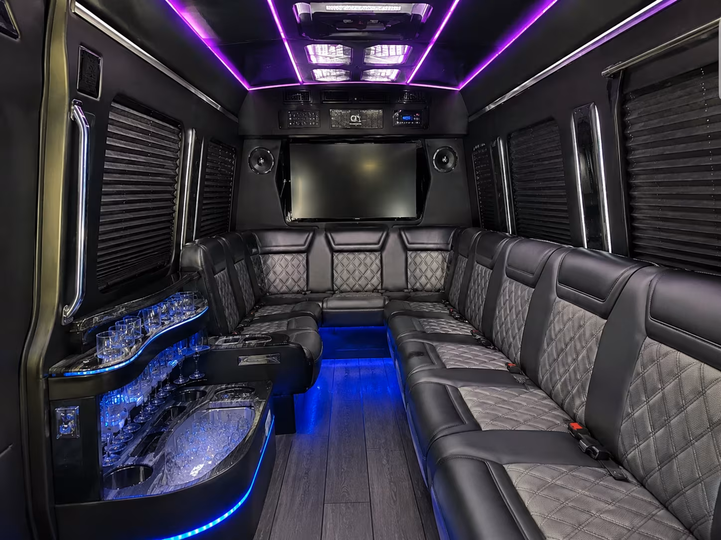 Santa Rosa Airport Shuttle & Transportation onboard seating